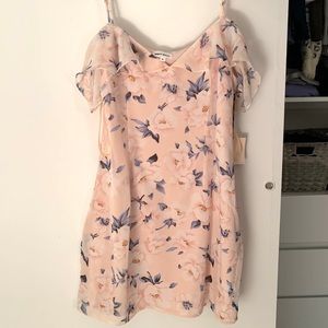 Super down off the shoulder floral dress